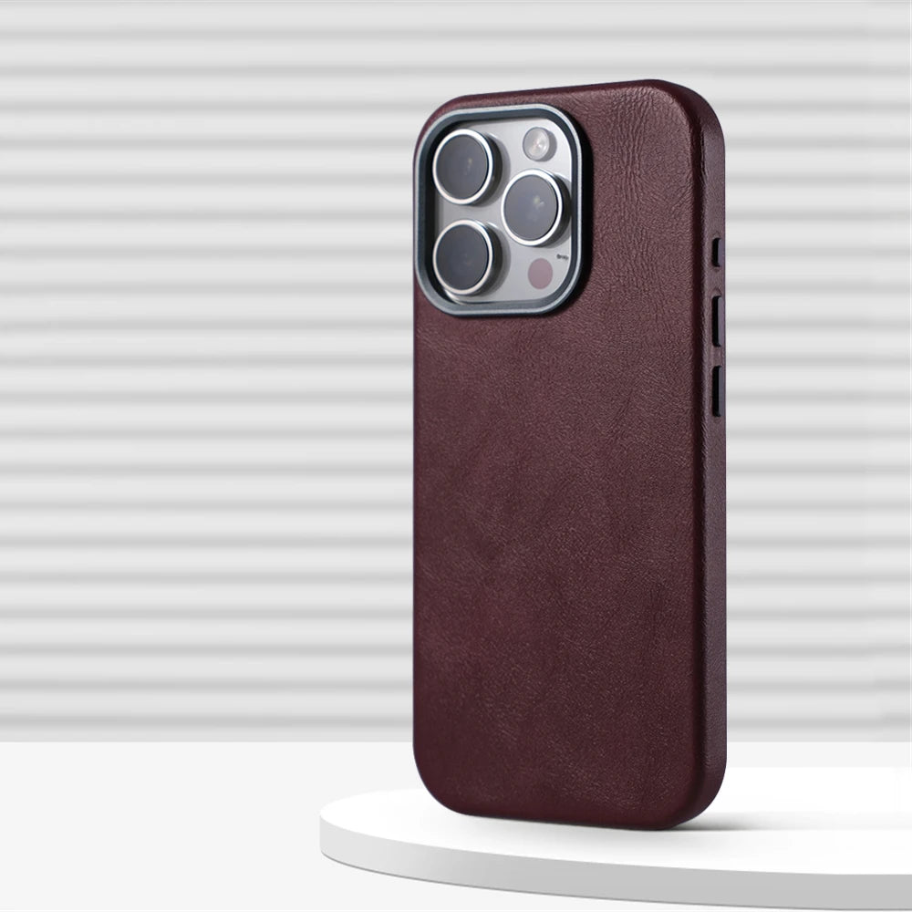 Retro Leather MagSafe Case – Elegant Business Protection