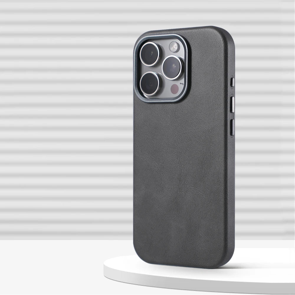 Retro Leather MagSafe Case – Elegant Business Protection